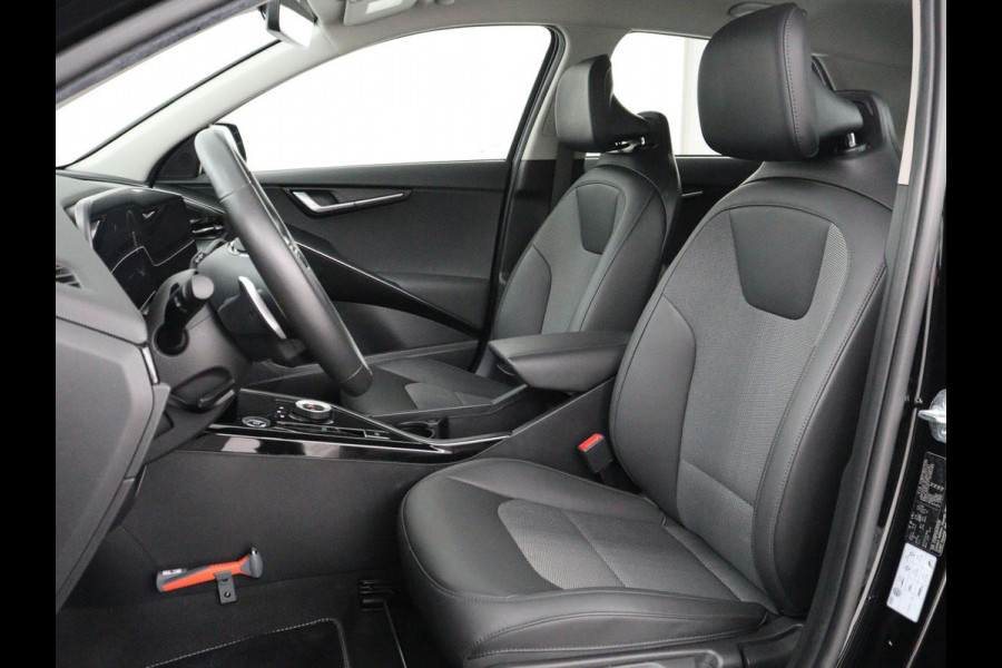 Kia Niro EV DynamicLine 64.8 kWh | Adaptive cruise | SOH 96,9% | Half leder | Carplay | Full LED | Keyless | Sfeerverlichting | File Assistent | Camera | Navigatie | Parkeerhulp | Climate control