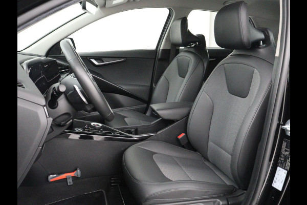 Kia Niro EV DynamicLine 64.8 kWh | Adaptive cruise | SOH 96,9% | Half leder | Carplay | Full LED | Keyless | Sfeerverlichting | File Assistent | Camera | Navigatie | Parkeerhulp | Climate control