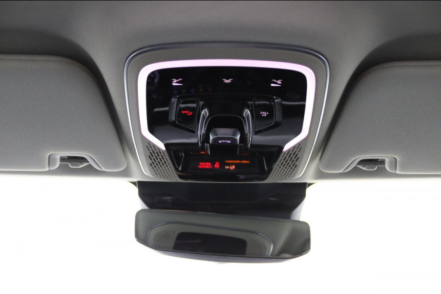 Lynk & Co 01 1.5*PLUG-IN*NAVI*PANO*CAM*ACC*CARPLAY*ECC*LED*