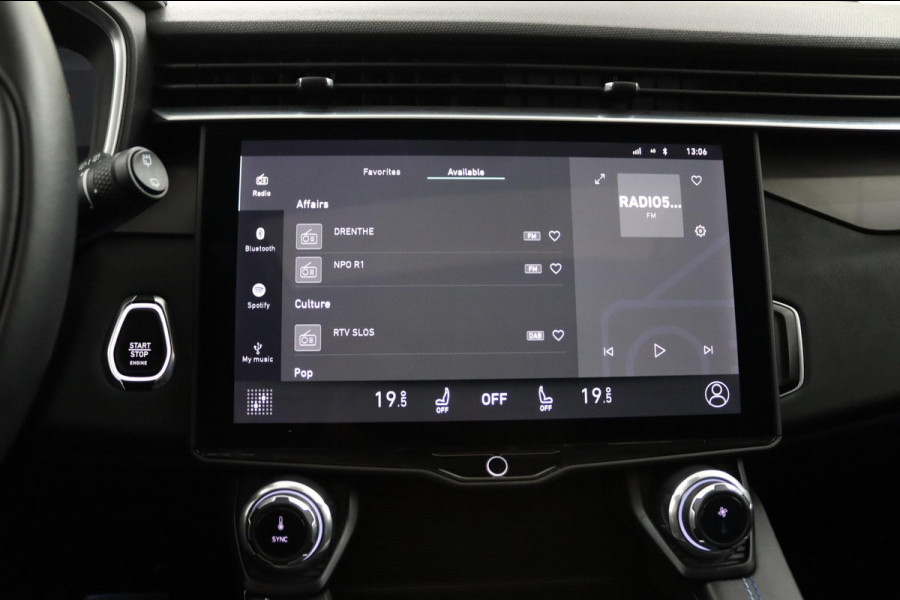 Lynk & Co 01 1.5*PLUG-IN*NAVI*PANO*CAM*ACC*CARPLAY*ECC*LED*