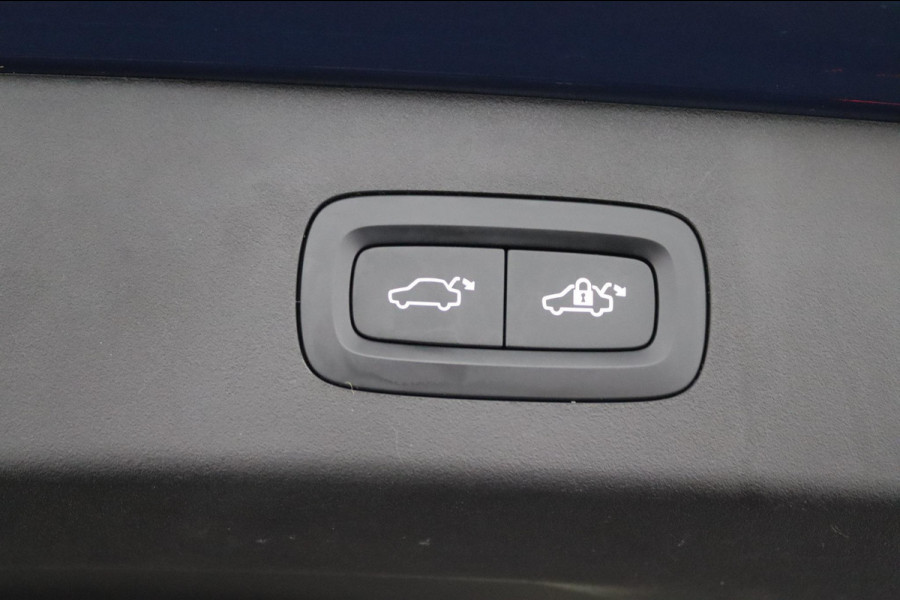 Lynk & Co 01 1.5*PLUG-IN*NAVI*PANO*CAM*ACC*CARPLAY*ECC*LED*