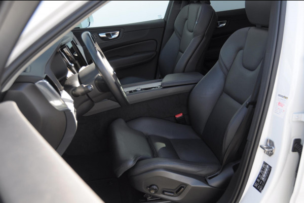 Volvo XC60 T8 390PK Automaat Recharge T8 AWD Inscription / Panoramadak / Leder Dashboard / Luchtvering / Elektrische stoel met geheugen / BLIS / Adaptieve cruise control