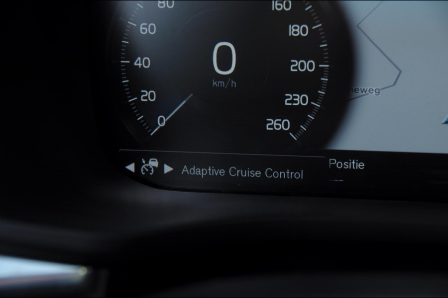 Volvo XC60 T8 390PK Automaat Recharge T8 AWD Inscription / Panoramadak / Leder Dashboard / Luchtvering / Elektrische stoel met geheugen / BLIS / Adaptieve cruise control