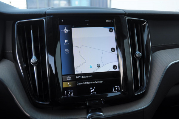 Volvo XC60 T8 390PK Automaat Recharge T8 AWD Inscription / Panoramadak / Leder Dashboard / Luchtvering / Elektrische stoel met geheugen / BLIS / Adaptieve cruise control