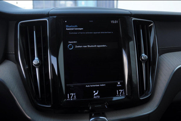 Volvo XC60 T8 390PK Automaat Recharge T8 AWD Inscription / Panoramadak / Leder Dashboard / Luchtvering / Elektrische stoel met geheugen / BLIS / Adaptieve cruise control