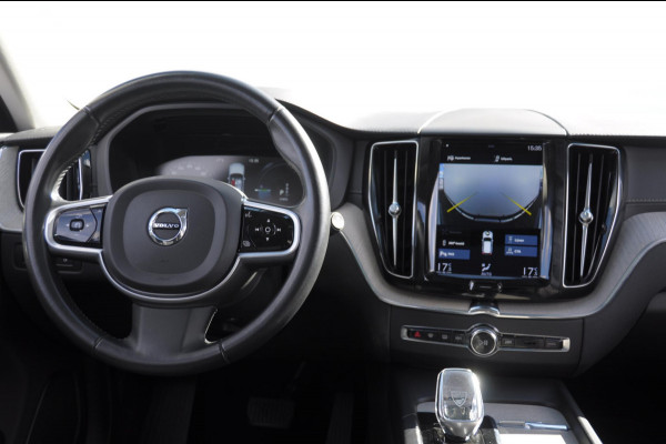 Volvo XC60 T8 390PK Automaat Recharge T8 AWD Inscription / Panoramadak / Leder Dashboard / Luchtvering / Elektrische stoel met geheugen / BLIS / Adaptieve cruise control