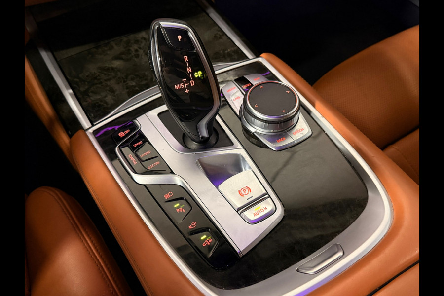BMW 7 Serie 745e High Executive, M-Pakket, CarbonCore, Luchtvering