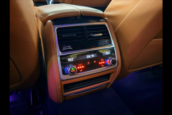 BMW 7 Serie 745e High Executive, M-Pakket, CarbonCore, Luchtvering