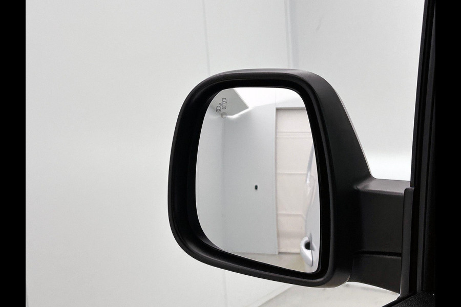Opel Combo 1.5 BlueHDi 130pk L2 Automaat Apple Carplay/ Android Auto Navigatie Trekhaak Airco Camera Cruise Control Parkeersensoren V+A DAB
