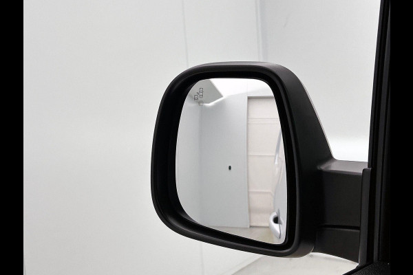 Opel Combo 1.5 BlueHDi 130pk L2 Automaat Apple Carplay/ Android Auto Navigatie Trekhaak Airco Camera Cruise Control Parkeersensoren V+A DAB