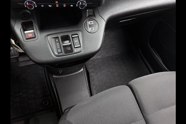 Opel Combo 1.5 BlueHDi 130pk L2 Automaat Apple Carplay/ Android Auto Navigatie Trekhaak Airco Camera Cruise Control Parkeersensoren V+A DAB