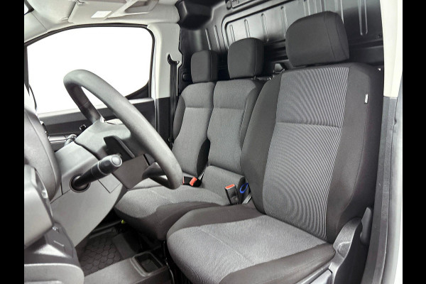 Opel Combo 1.5 BlueHDi 130pk L2 Automaat Apple Carplay/ Android Auto Navigatie Trekhaak Airco Camera Cruise Control Parkeersensoren V+A DAB