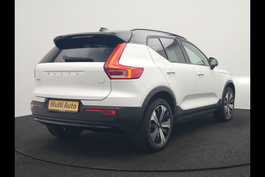 Volvo XC40 Recharge Plus 70 kWh 231pk Dealer O.H | Trekhaak Af Fabriek | Warmtepomp | Adaptive Cruise | Camera | Sportstoelen & Stuur Verwarmd | Google Assistent | Pilot Assist | Apple Carplay | Virutal Cockpit | DAB | 19"L.M