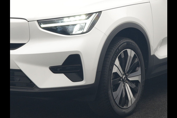 Volvo XC40 Recharge Plus 70 kWh 231pk Dealer O.H | Trekhaak Af Fabriek | Warmtepomp | Adaptive Cruise | Camera | Sportstoelen & Stuur Verwarmd | Google Assistent | Pilot Assist | Apple Carplay | Virutal Cockpit | DAB | 19"L.M