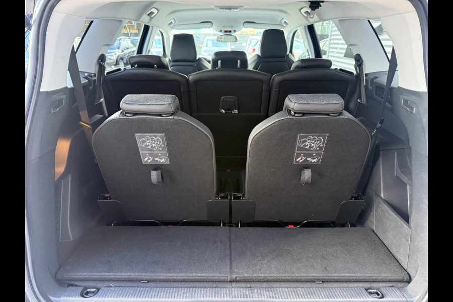Peugeot 5008 1.2 PureTech Premium 7p. 2e Eigenaar|Camera|Carplay|Clima|Cruise|PDC V+A|Trekhaak|N.A.P|APK tot 06-2027