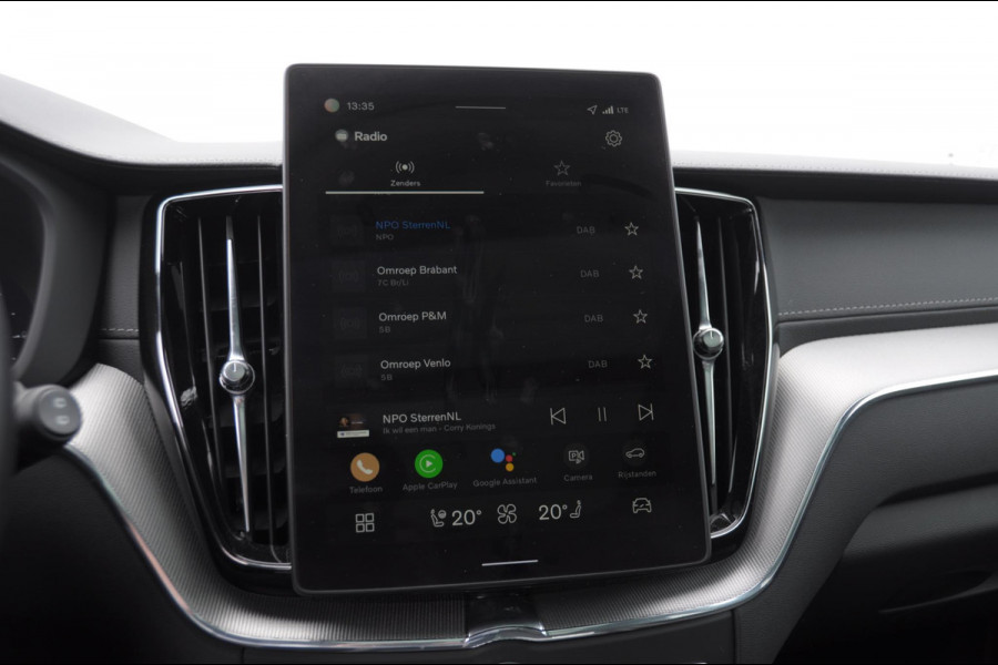 Volvo XC60 T6 350PK Automaat AWD Ultra Black Edition Trekhaak / Luchtvering / Facelift/ Head-up display/ Harman Kardon audio/ BLIS/ Elektrischbedienbare stoelen met geheugen / Panoramadak/ Adaptive cruise control/ Pilot assist/ Apple Carplay/ Android auto/