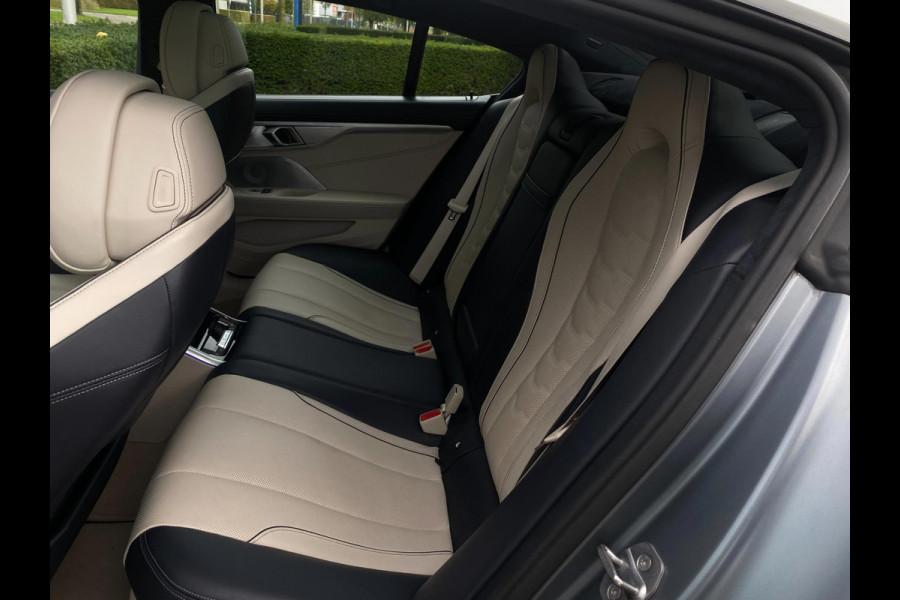 BMW 8 Serie Gran Coupé M850i xDrive High Executive M-Sport Carbon Core