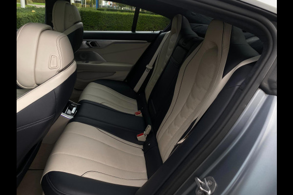 BMW 8 Serie Gran Coupé M850i xDrive High Executive M-Sport Carbon Core