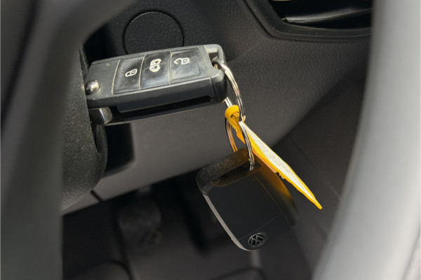 Volkswagen Caddy Cargo 1.5 TSI | PDC A | Airco | Bluetooth | Stoelverwarming Links