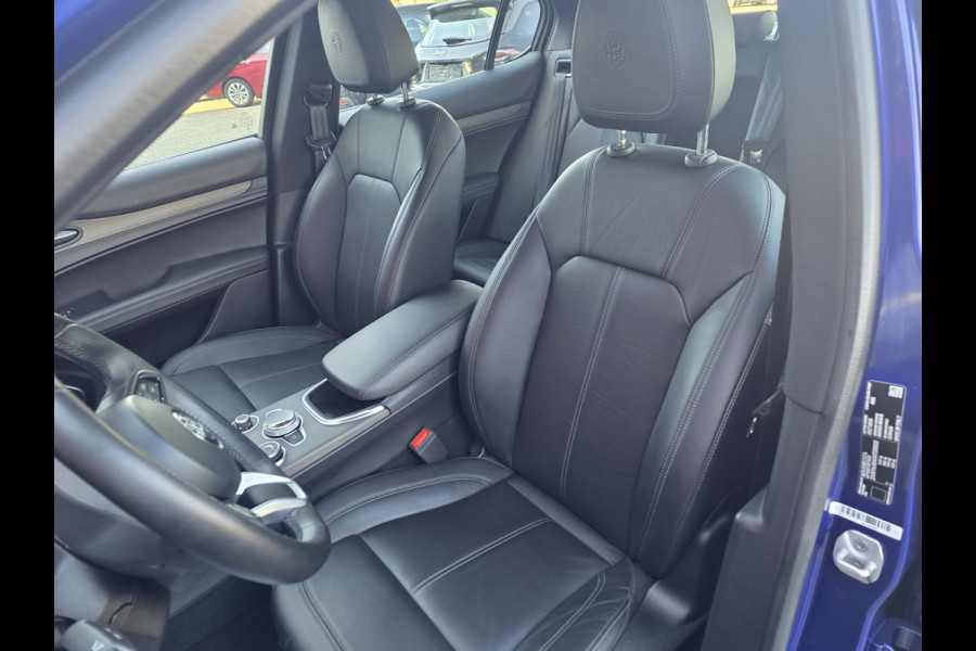 Alfa Romeo Stelvio 2.0 T AWD Ti 19'' Lm velgen | Apple/Android Carplay