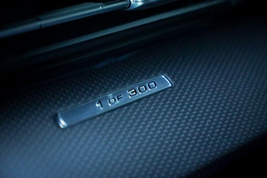 Audi RS3 Limousine 2.5 TFSI quattro / 1 van 300 / Keramisch / Pano / Kuipstoelen / B&O