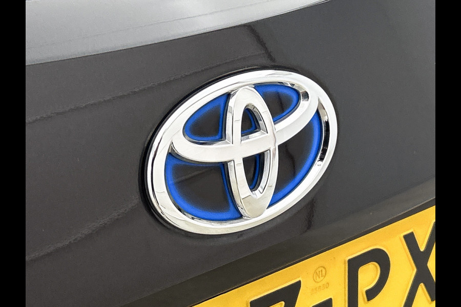 Toyota Corolla Touring Sports 1.8 Hybrid Business / Pdc+Camera / Radio multimedia / Airco-ecc. / Apk 09-2027