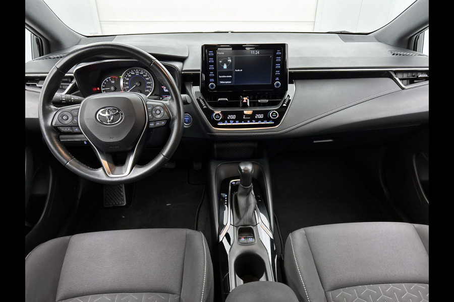 Toyota Corolla Touring Sports 1.8 Hybrid Business / Pdc+Camera / Radio multimedia / Airco-ecc. / Apk 09-2027