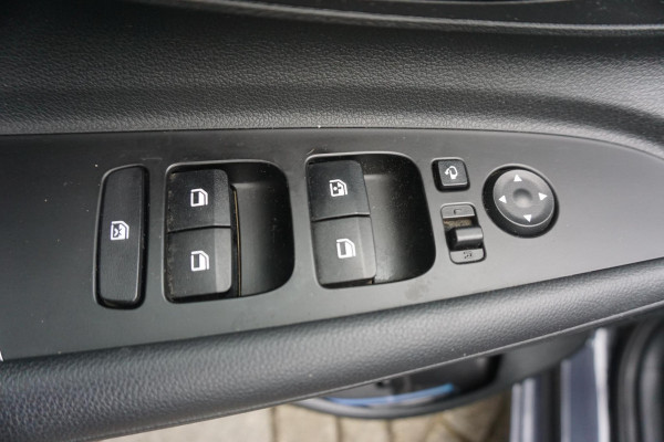 Hyundai i20 1.0 T-GDI 100PK Hybrid/Camera/CarPlay/LMV/ Nieuw model.