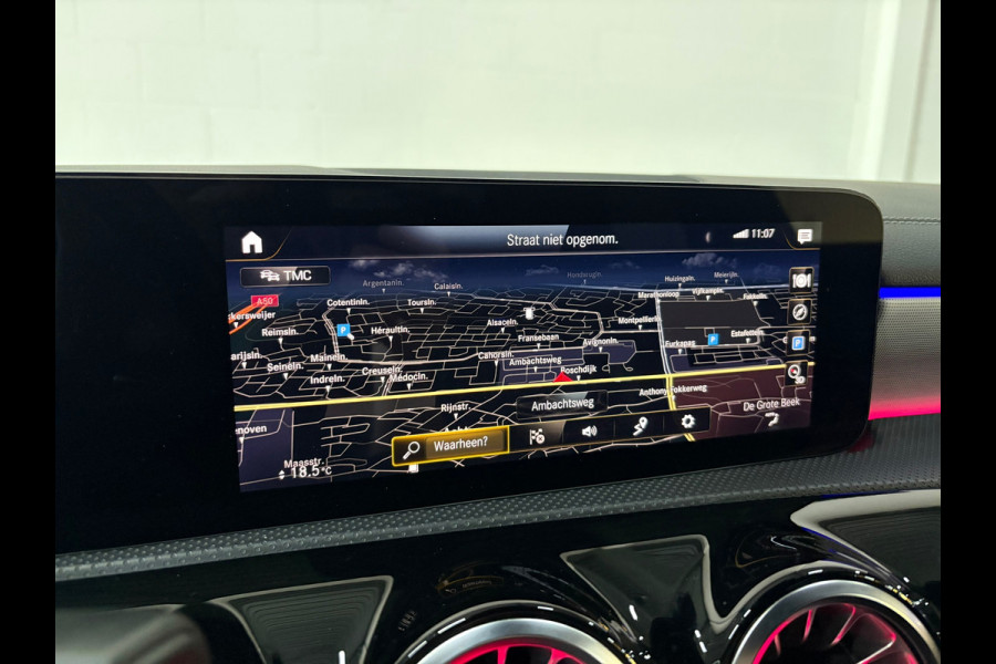 Mercedes-Benz CLA-Klasse 180 Prem+ Edition, Sfeer, Cam, AppleCP