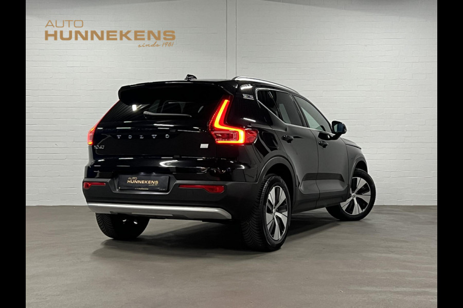 Volvo XC40 1.5 T4 Plug-in hybrid Core Bright Adapt. cruise | Stuur-/stoelverwarming | Achteruitrij camera | Dode hoek assistent | Carplay