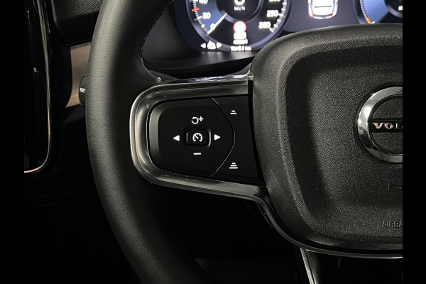 Volvo XC40 1.5 T4 Plug-in hybrid Core Bright Adapt. cruise | Stuur-/stoelverwarming | Achteruitrij camera | Dode hoek assistent | Carplay