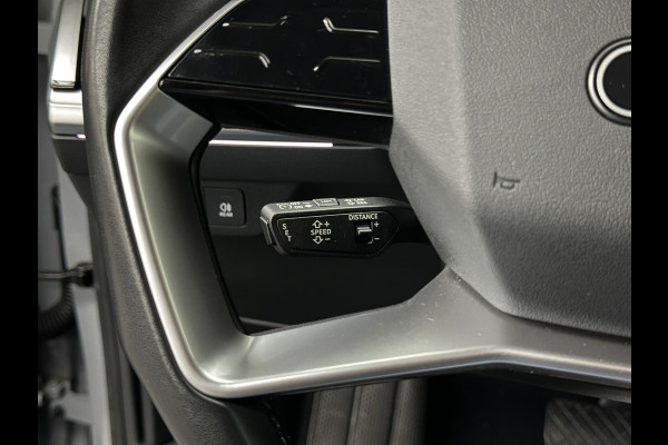 Audi Q4 e-tron 40 204pk 77 kWh | #RS-Leder | 96,7% SOH | 5x Q4 OP VOORRAAD! | ACC | Matrix-LED | Sfeerverlichting | 3 Zone Clima | Carplay | Getint Glas | Zwarte Hemelbekleding | Kieselgrau | Btw auto, 27150,= ex. | Bovag garantie. 4x Q4 op voorraad!