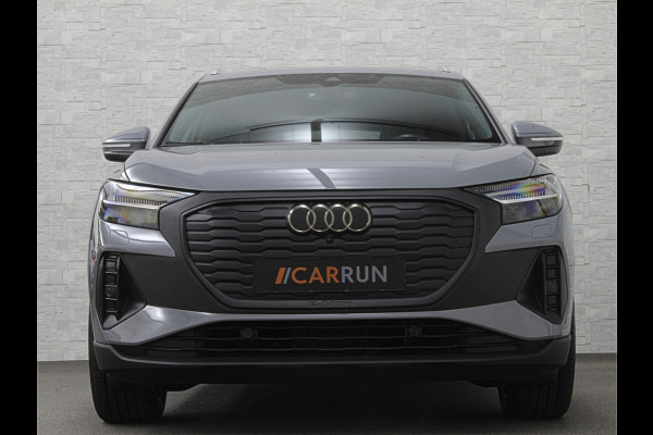 Audi Q4 e-tron 40 204pk 77 kWh | #RS-Leder | 96,7% SOH | 5x Q4 OP VOORRAAD! | ACC | Matrix-LED | Sfeerverlichting | 3 Zone Clima | Carplay | Getint Glas | Zwarte Hemelbekleding | Kieselgrau | Btw auto, 27150,= ex. | Bovag garantie. 4x Q4 op voorraad!