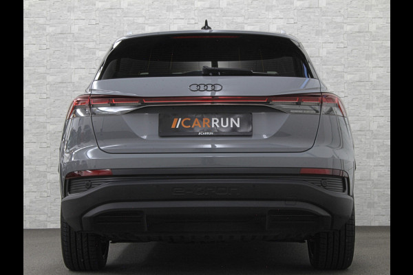 Audi Q4 e-tron 40 204pk 77 kWh | #RS-Leder | 96,7% SOH | 5x Q4 OP VOORRAAD! | ACC | Matrix-LED | Sfeerverlichting | 3 Zone Clima | Carplay | Getint Glas | Zwarte Hemelbekleding | Kieselgrau | Btw auto, 27150,= ex. | Bovag garantie. 4x Q4 op voorraad!