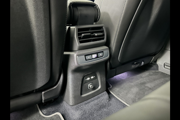 Audi Q4 e-tron 40 204pk 77 kWh | #RS-Leder | 96,7% SOH | 5x Q4 OP VOORRAAD! | ACC | Matrix-LED | Sfeerverlichting | 3 Zone Clima | Carplay | Getint Glas | Zwarte Hemelbekleding | Kieselgrau | Btw auto, 27150,= ex. | Bovag garantie. 4x Q4 op voorraad!