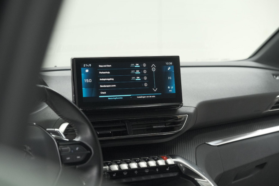 Peugeot 5008 PureTech 130 EAT8 Active Pack Business | 7 Zitplaatsen | Camera | Navigatie | Apple Carplay | Parkeersensoren