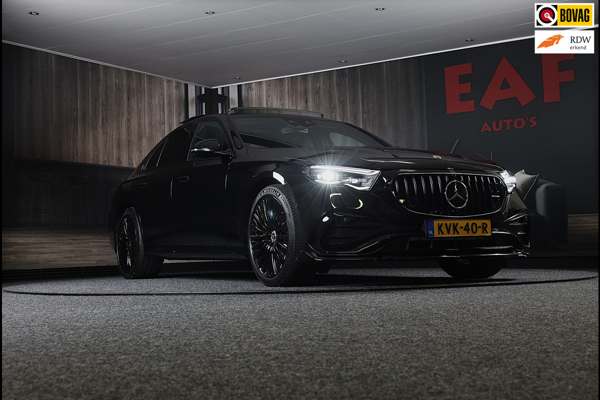 Mercedes-Benz E-Klasse 300 e AMG 53 Look / Massage / Burmester 4D / Head Up / 360 Camera / Acc / Elek Stoelen / Open Pano / 20 Inc