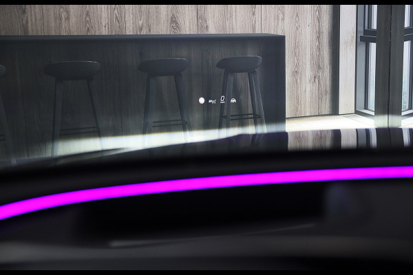 Mercedes-Benz E-Klasse 300 e AMG 53 Look / Massage / Burmester 4D / Head Up / 360 Camera / Acc / Elek Stoelen / Open Pano / 20 Inc
