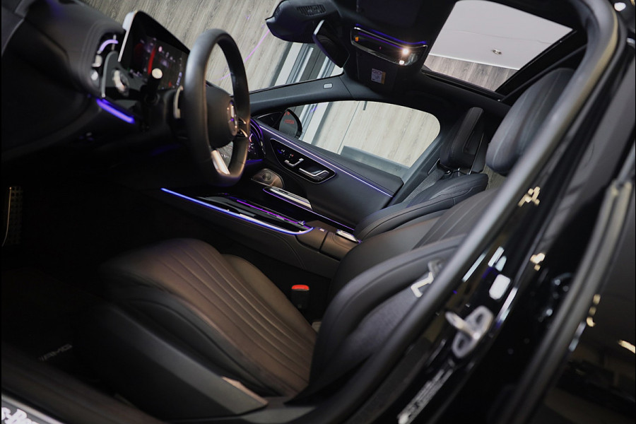 Mercedes-Benz E-Klasse 300 e AMG 53 Look / Massage / Burmester 4D / Head Up / 360 Camera / Acc / Elek Stoelen / Open Pano / 20 Inc