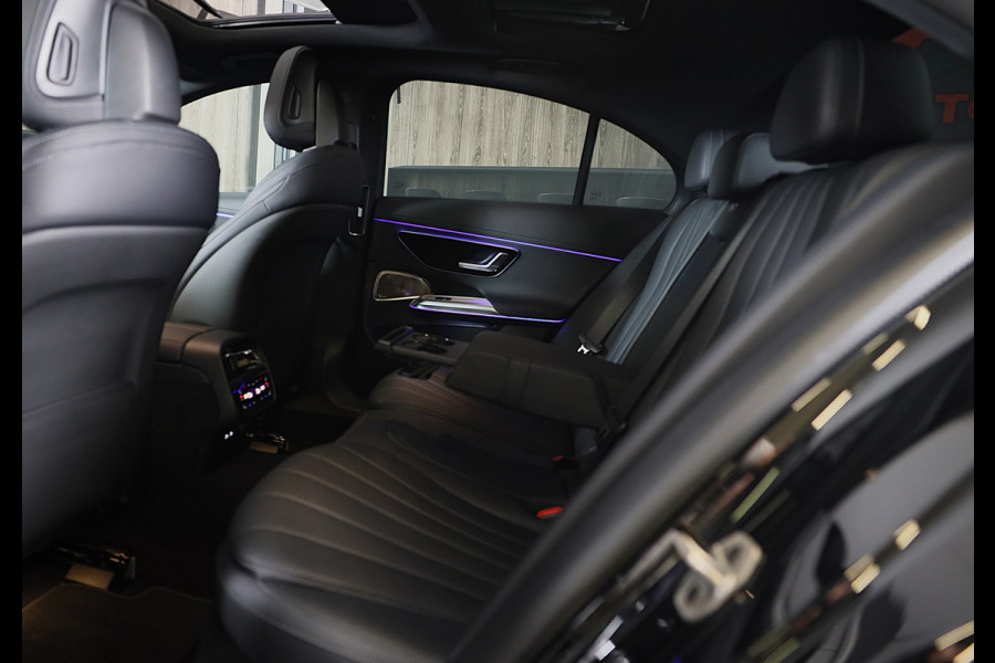 Mercedes-Benz E-Klasse 300 e AMG 53 Look / Massage / Burmester 4D / Head Up / 360 Camera / Acc / Elek Stoelen / Open Pano / 20 Inc