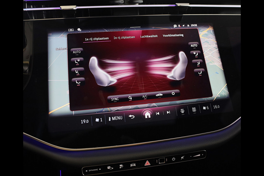 Mercedes-Benz E-Klasse 300 e AMG 53 Look / Massage / Burmester 4D / Head Up / 360 Camera / Acc / Elek Stoelen / Open Pano / 20 Inc