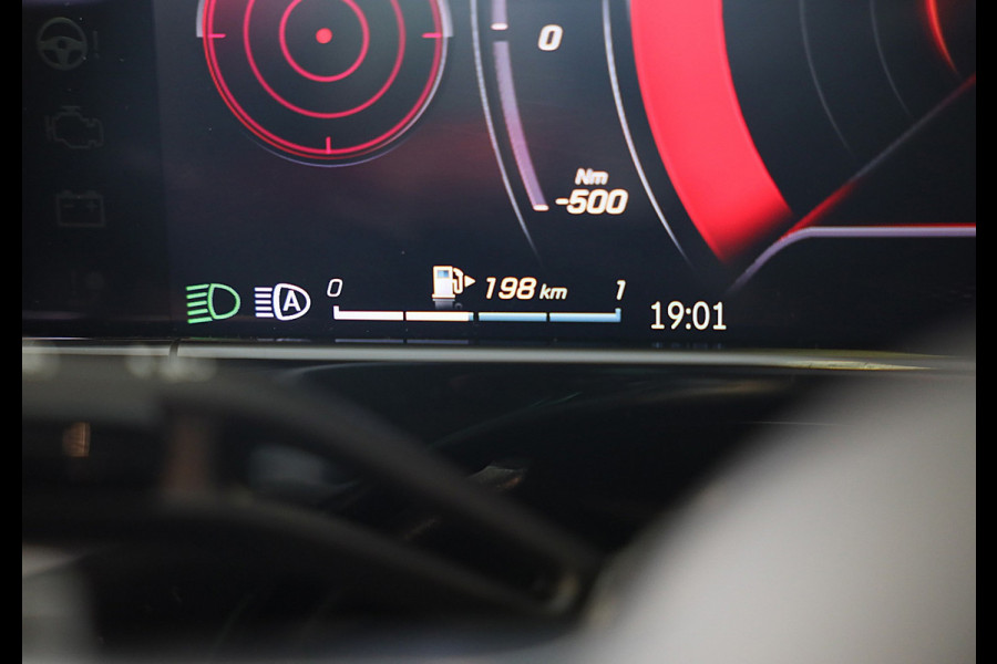 Mercedes-Benz E-Klasse 300 e AMG 53 Look / Massage / Burmester 4D / Head Up / 360 Camera / Acc / Elek Stoelen / Open Pano / 20 Inc