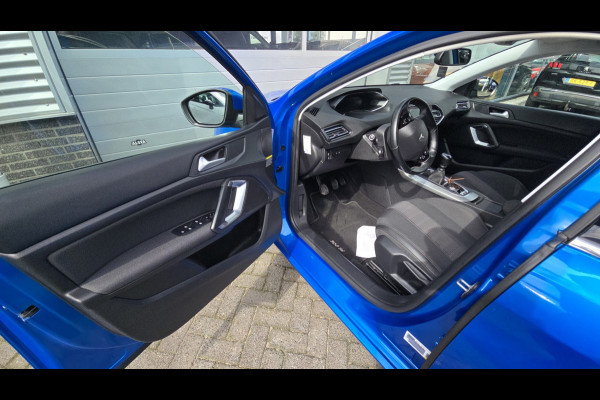 Peugeot 308 SW 1.2 PureTech Blue Lease Allure