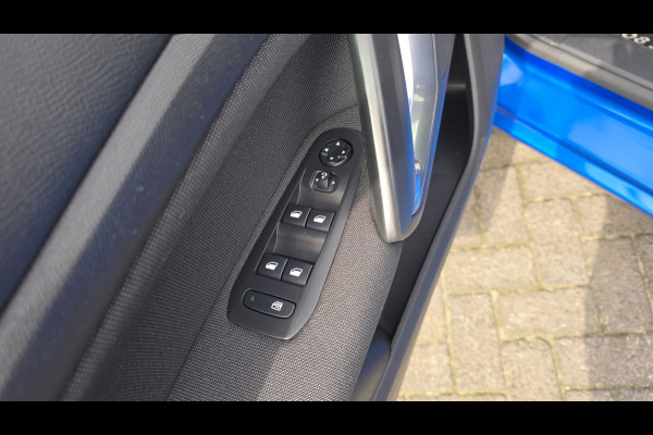 Peugeot 308 SW 1.2 PureTech Blue Lease Allure