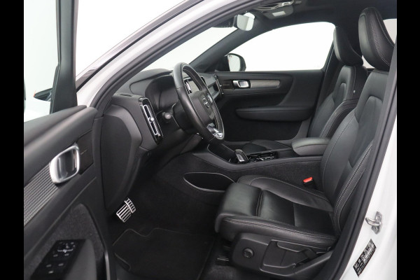 Volvo XC40 T5 R-Design Recharge Plug-In | SOH 90,7% | Panoramadak | Leder | Cruise control | Harman/Kardon | Stuur/stoel verwarming | Climate control | Carplay | Camera | Park assist | PHEV