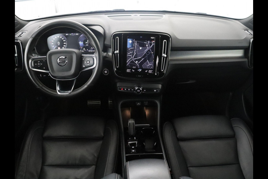 Volvo XC40 T5 R-Design Recharge Plug-In | SOH 90,7% | Panoramadak | Leder | Cruise control | Harman/Kardon | Stuur/stoel verwarming | Climate control | Carplay | Camera | Park assist | PHEV