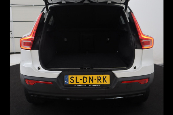 Volvo XC40 T5 R-Design Recharge Plug-In | SOH 90,7% | Panoramadak | Leder | Cruise control | Harman/Kardon | Stuur/stoel verwarming | Climate control | Carplay | Camera | Park assist | PHEV