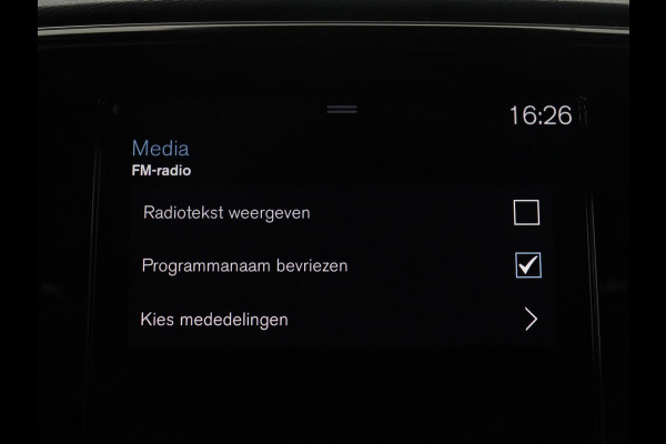 Volvo XC40 T5 R-Design Recharge Plug-In | SOH 90,7% | Panoramadak | Leder | Cruise control | Harman/Kardon | Stuur/stoel verwarming | Climate control | Carplay | Camera | Park assist | PHEV