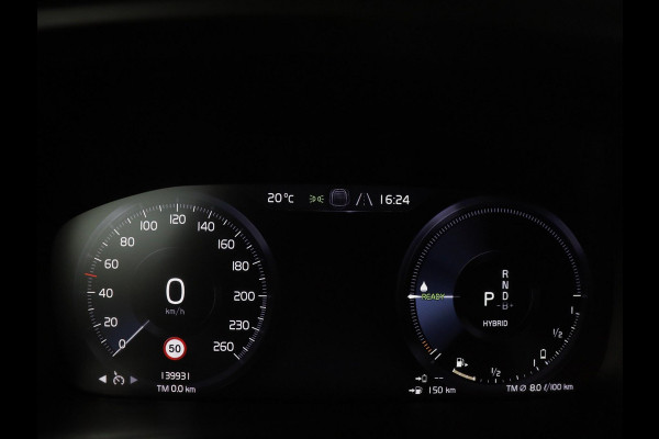 Volvo XC40 T5 R-Design Recharge Plug-In | SOH 90,7% | Panoramadak | Leder | Cruise control | Harman/Kardon | Stuur/stoel verwarming | Climate control | Carplay | Camera | Park assist | PHEV