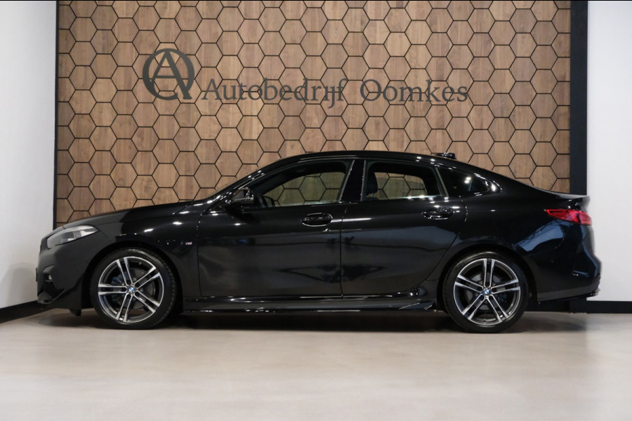 BMW 2 Serie Gran Coupé 218i High Executive *M-Pakket* 91dkm M-Sportinterieur/Navigatie |Recent Beurt Gehad|